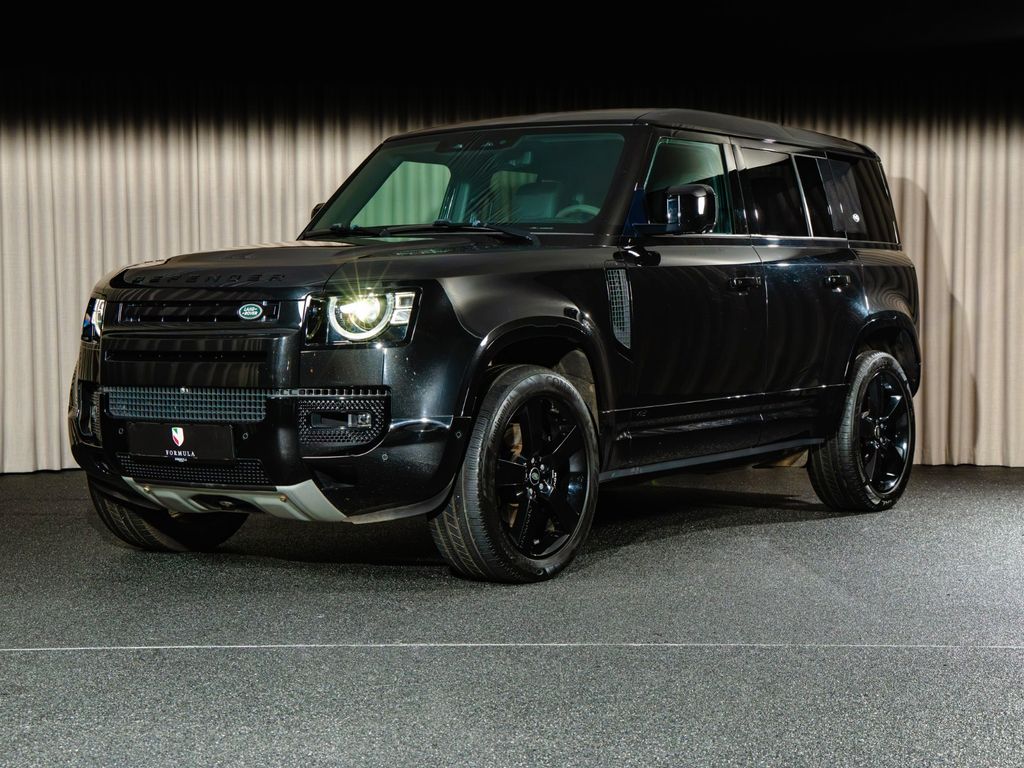 Land Rover Defender 2022 г. Чёрный, пробег 34000 км