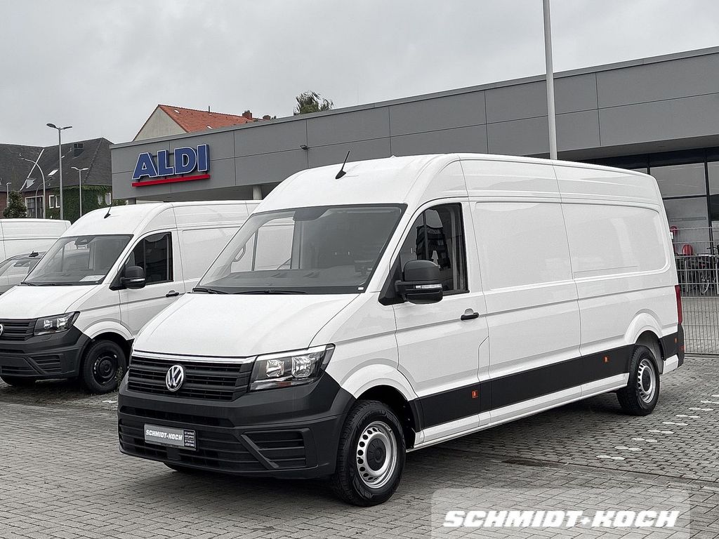Volkswagen CRAFTER 2022 г. Белый, пробег 29000 км