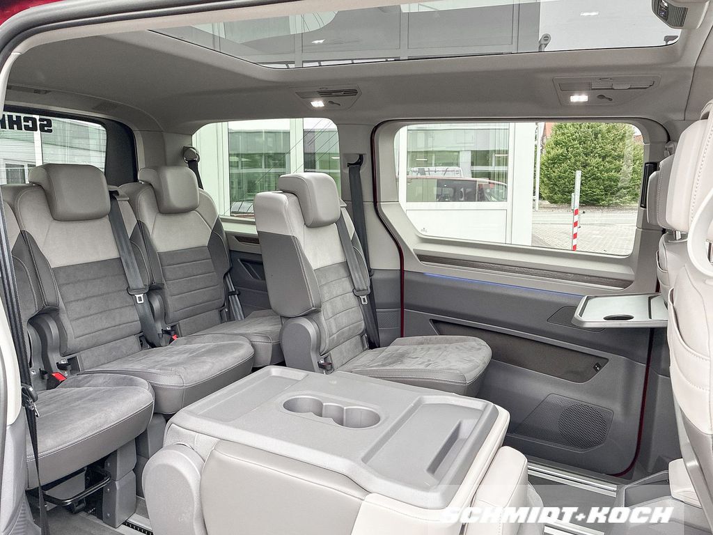 Volkswagen T7 MULTIVAN 2025 г. Красный, пробег 15999 км