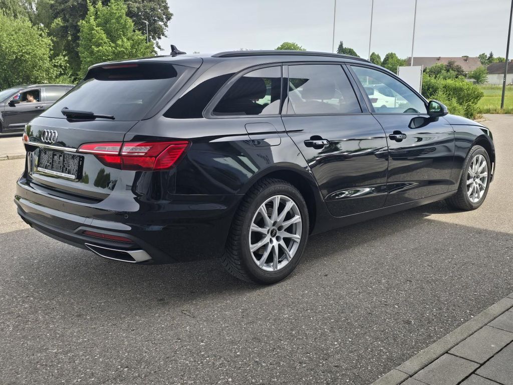 Audi A4 2022 г. Чёрный, пробег 45568 км