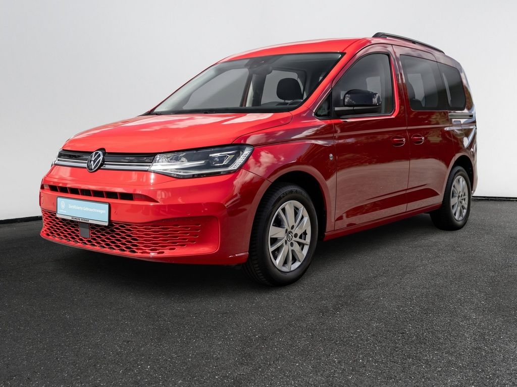 Volkswagen Caddy 2022 г. Красный, пробег 48190 км