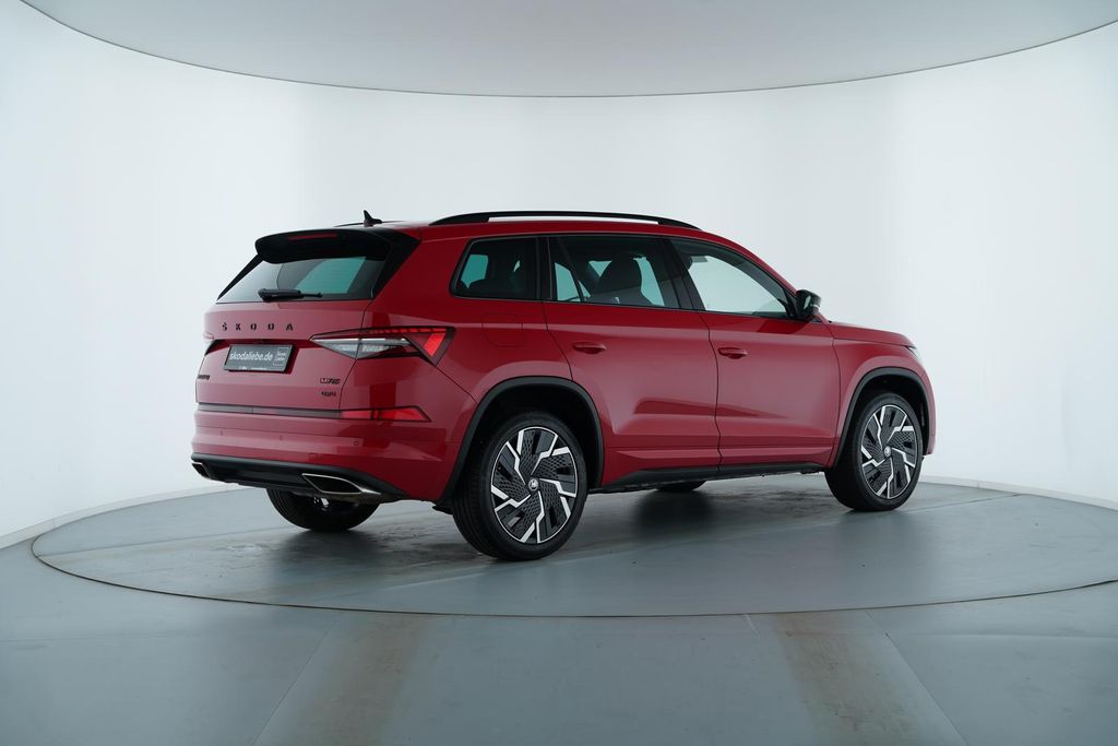 Skoda Kodiaq 2022 г. Красный, пробег 53896 км