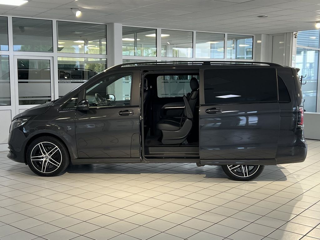 Mercedes-Benz V 300 2024 г. Серый, пробег 44222 км