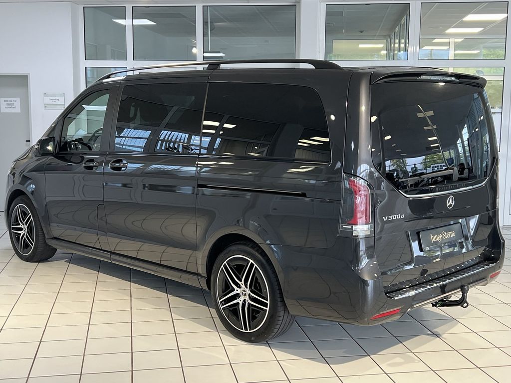 Mercedes-Benz V 300 2024 г. Серый, пробег 44222 км