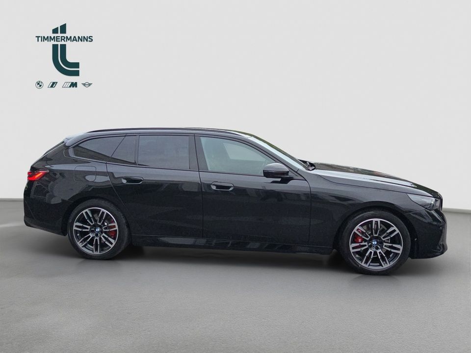 BMW 520 2026 г. Чёрный, пробег 20496 км