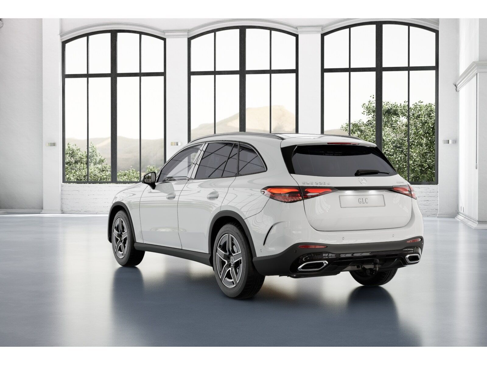 Mercedes-Benz GLC 220 2026 г. Белый, пробег 23433 км