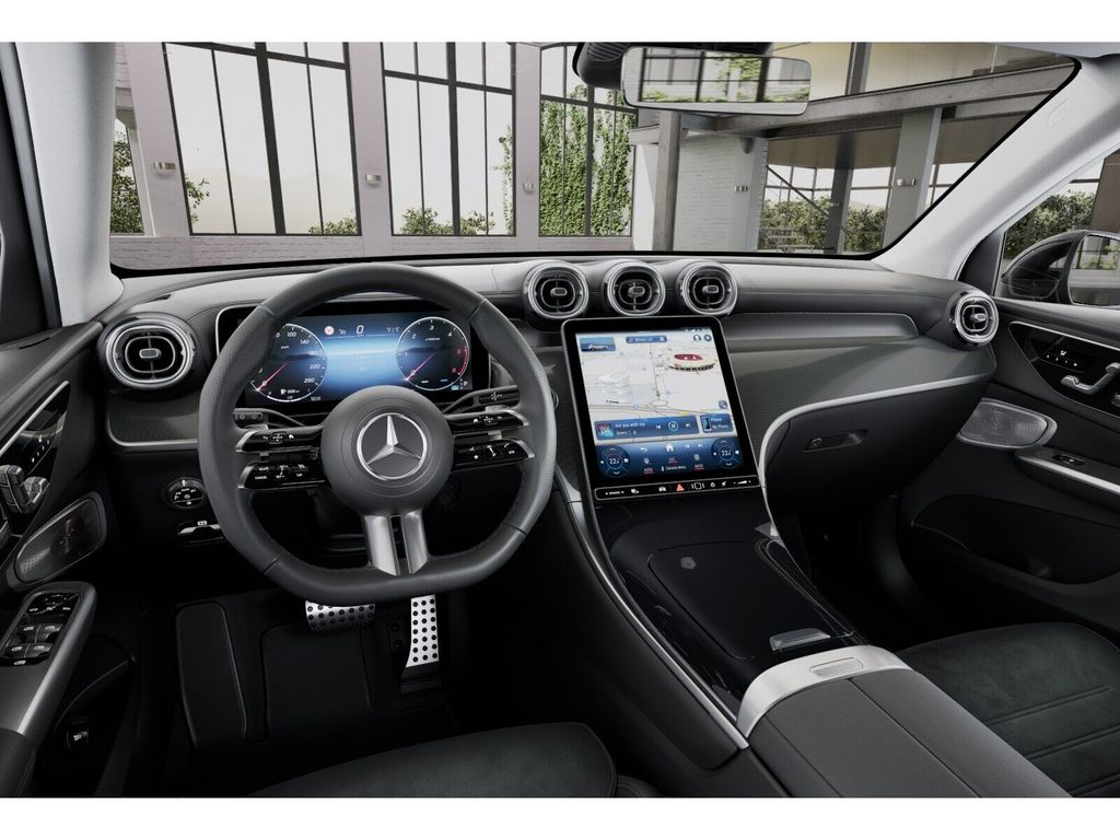 Mercedes-Benz GLC 220 2026 г. Белый, пробег 23433 км