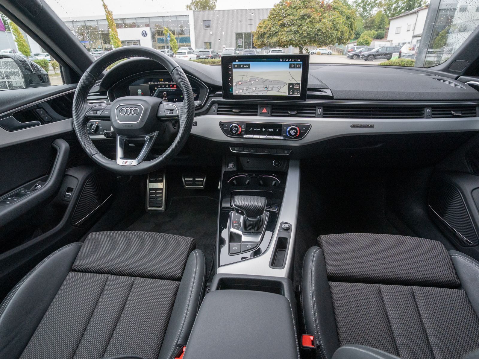 Audi A4 2024 г. Синий, пробег 29600 км