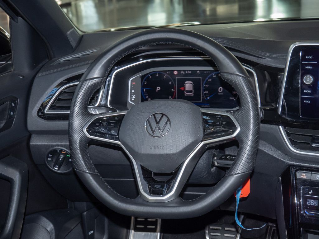Volkswagen T-Roc 2023 г. Чёрный, пробег 40530 км