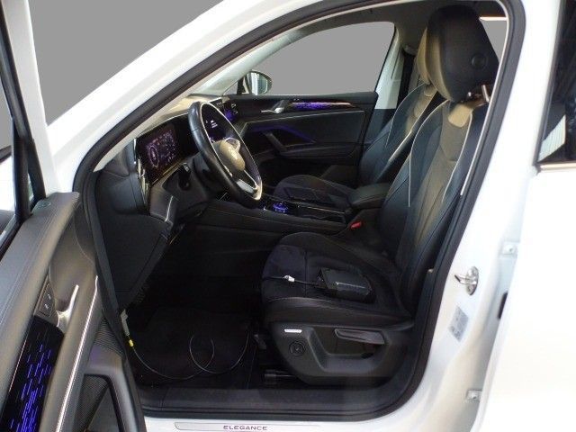 Volkswagen Tiguan 2024 г. Белый, пробег 27180 км