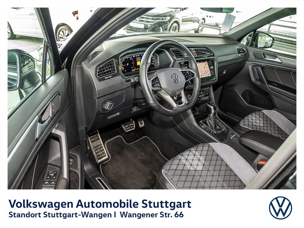 Volkswagen Tiguan 2023 г. Чёрный, пробег 40673 км