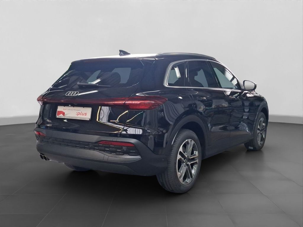 Audi Q5 2025 г. Чёрный, пробег 32482 км