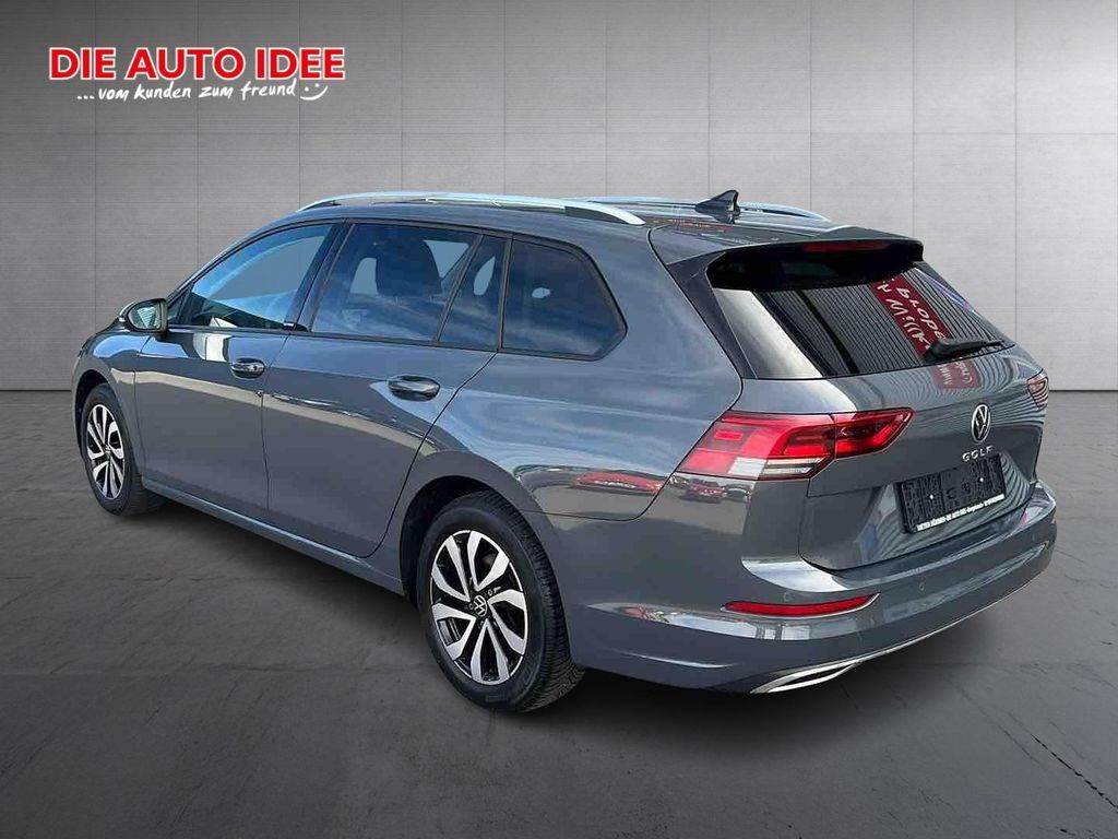 Volkswagen Golf 2023 г. Серый, пробег 58850 км