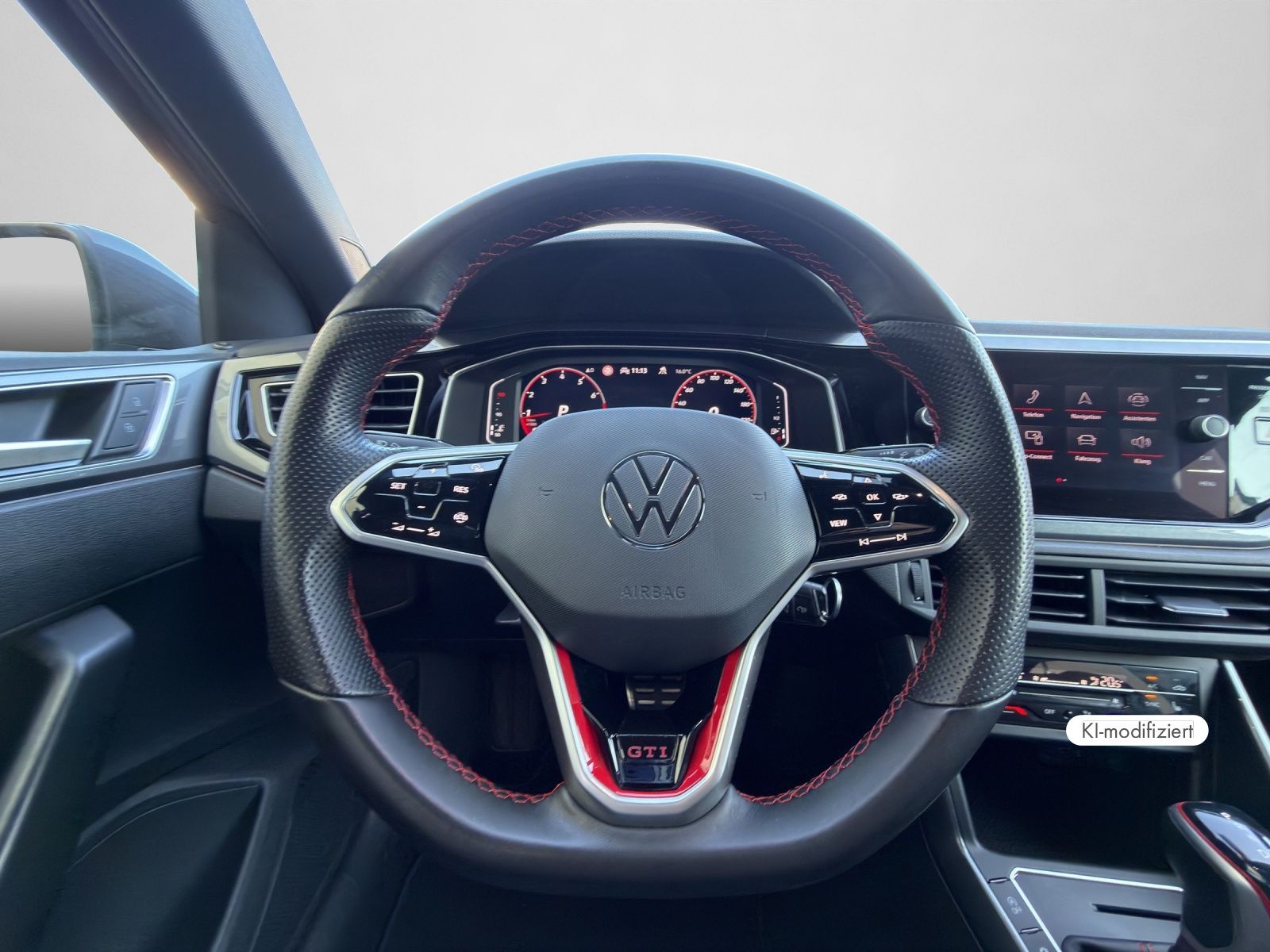 Volkswagen Polo 2022 г. Серый, пробег 58400 км