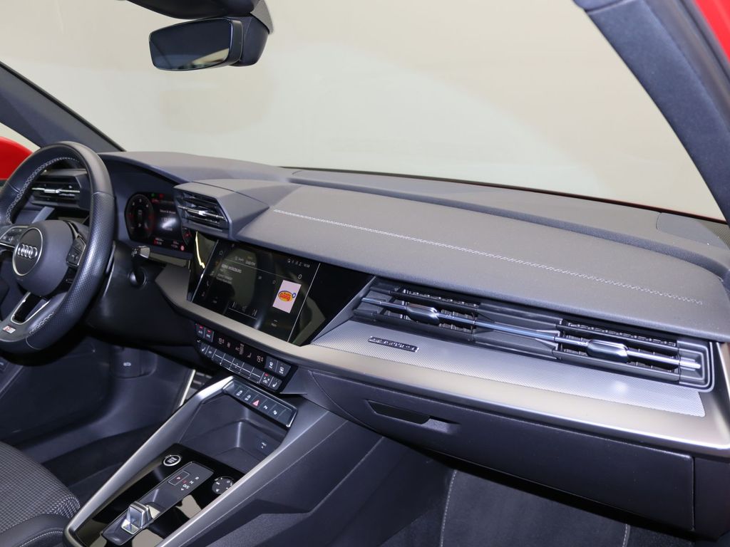 Audi A3 2022 г. Красный, пробег 49000 км