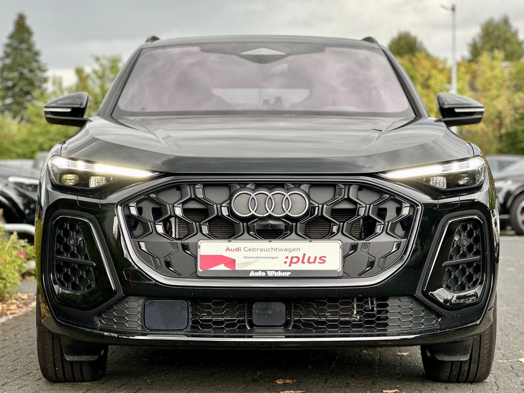 Audi Q5 2025 г. Чёрный, пробег 15890 км