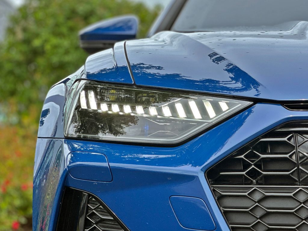 Audi RS6 2025 г. Синий, пробег 34590 км