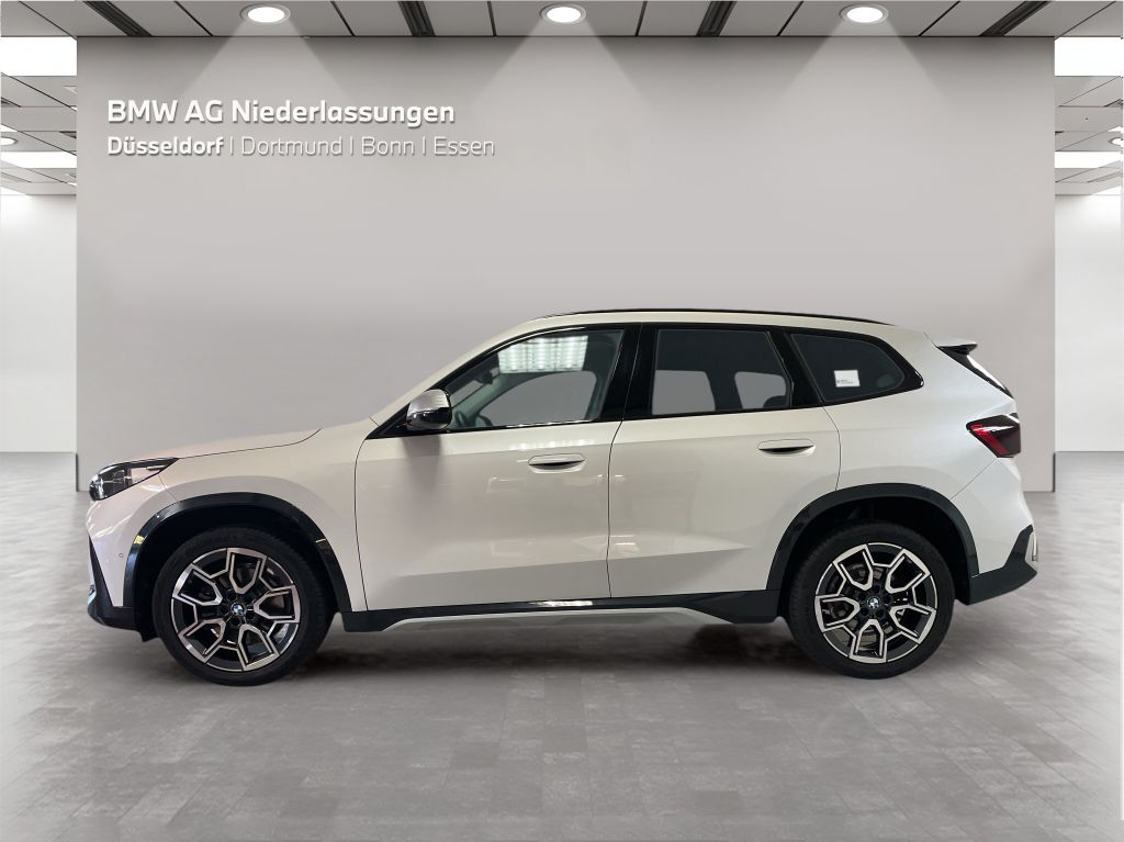 BMW X1 2023 г. Белый, пробег 46709 км