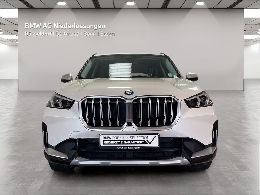 BMW X1 2023 г. Белый, пробег 46709 км