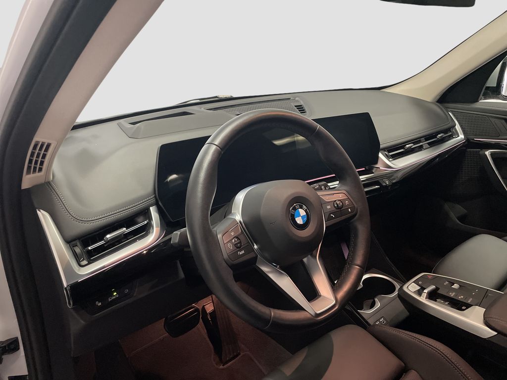 BMW X1 2023 г. Белый, пробег 46709 км