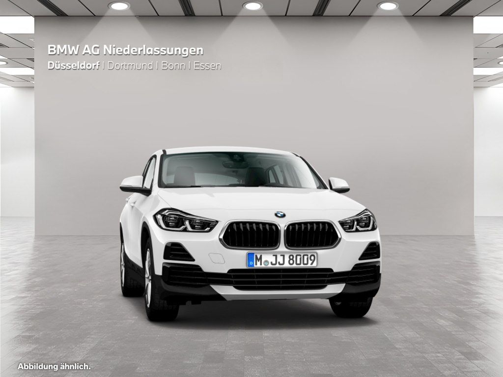 BMW X2 2023 г. Белый, пробег 55996 км