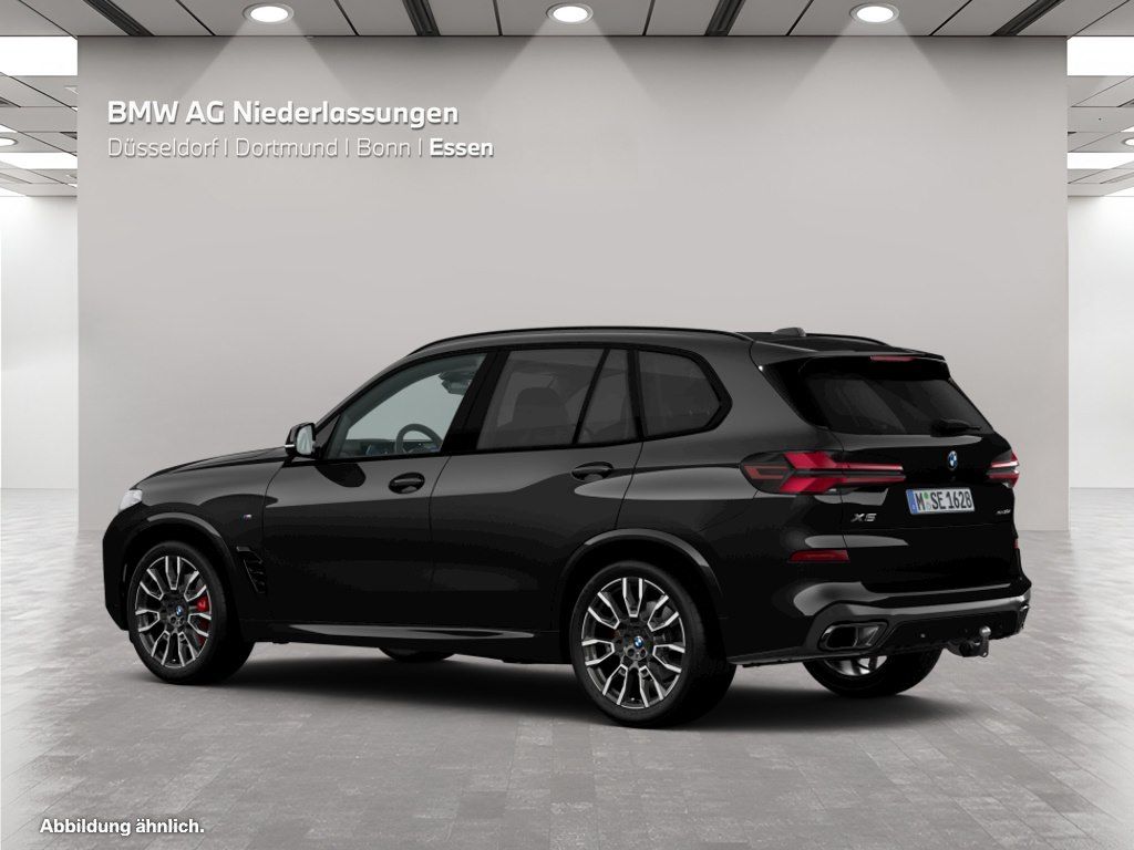 BMW X5 2023 г. Чёрный, пробег 59381 км