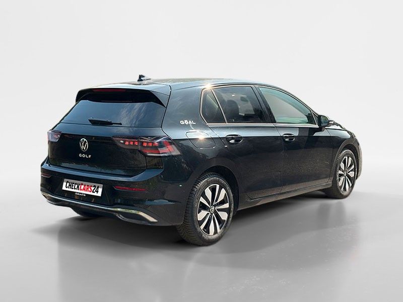 Volkswagen Golf 2025 г. Чёрный, пробег 22310 км