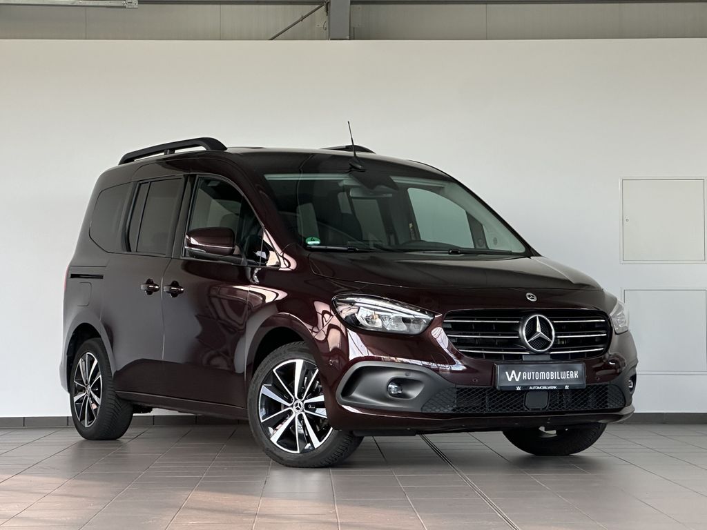 Mercedes-Benz T-CLASS 2023 г. Красный, пробег 59300 км