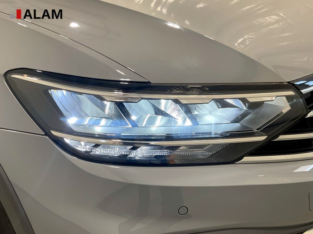 Volkswagen PASSAT ALLTRACK 2022 г. Серый, пробег 58200 км
