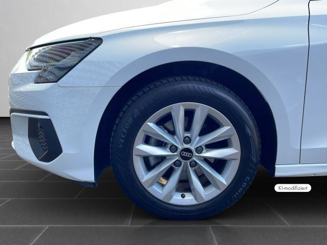 Audi A3 2023 г. Белый, пробег 41834 км