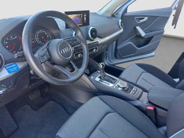 Audi Q2 2021 г. Серый, пробег 31900 км