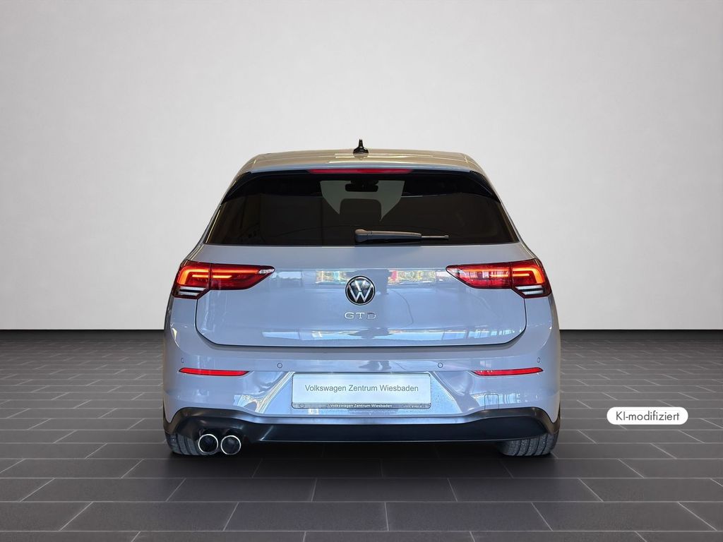 Volkswagen Golf 2024 г. Серый, пробег 43141 км