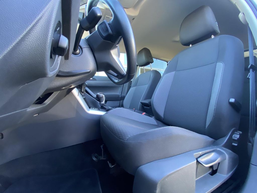Volkswagen Polo 2023 г. Серый, пробег 36163 км