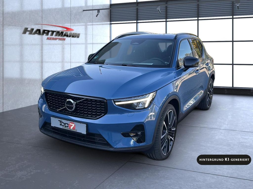 Volvo XC40 2023 г. Синий, пробег 58222 км