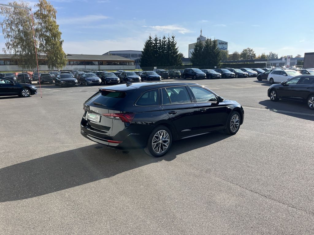 Skoda Octavia 2023 г. Чёрный, пробег 58805 км