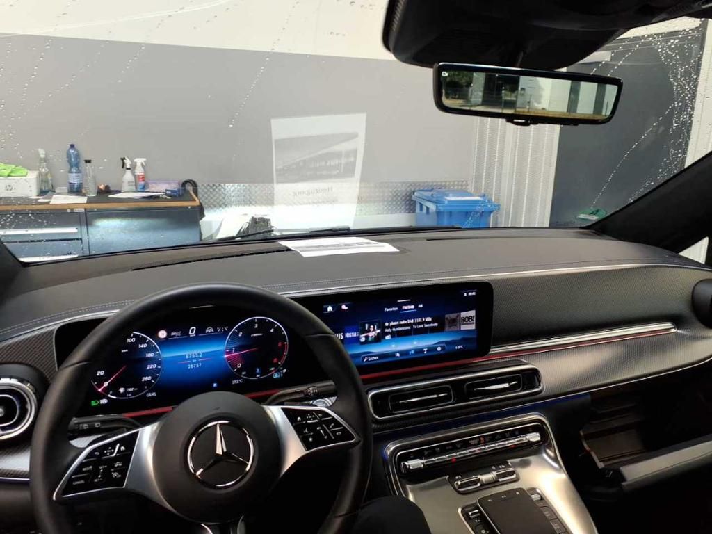 Mercedes-Benz V 300 2024 г. Серый, пробег 28757 км