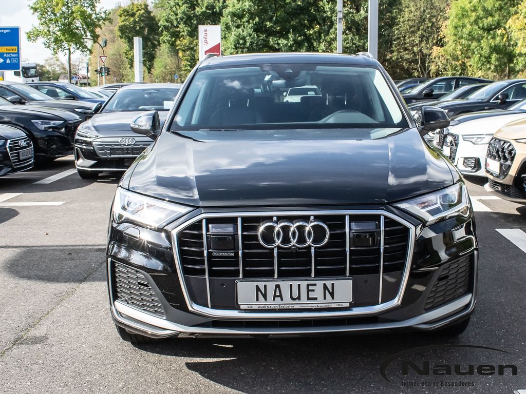 Audi Q7 2023 г. Чёрный, пробег 49505 км