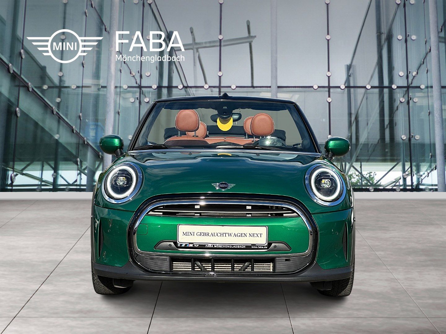 Mini COOPER CABRIO 2022 г. Зелёный, пробег 40750 км