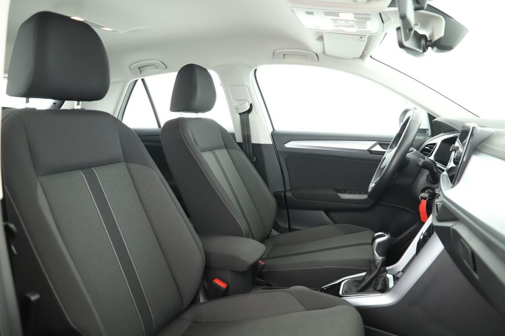 Volkswagen T-Roc 2023 г. Белый, пробег 54440 км