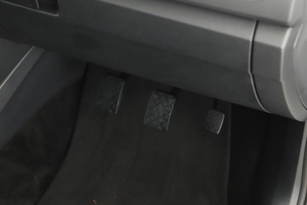 Volkswagen T-Roc 2023 г. Белый, пробег 54440 км
