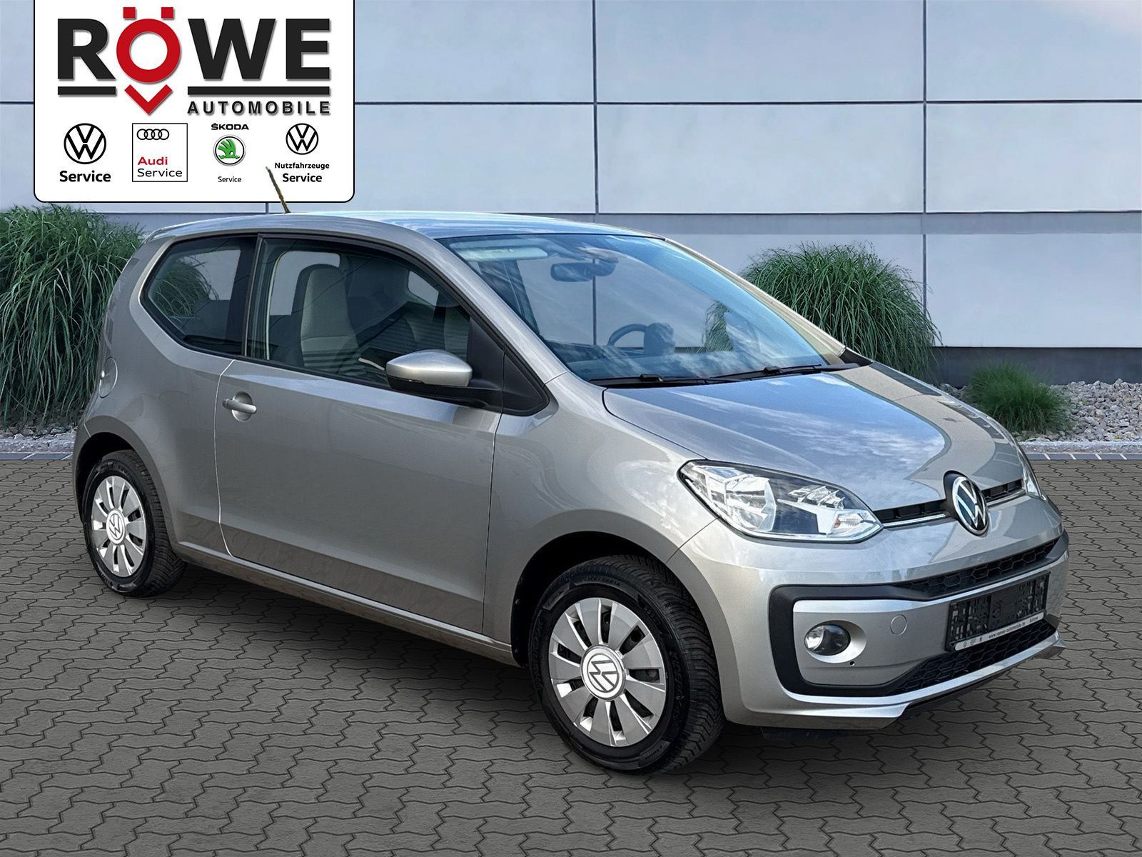 Volkswagen up! 2022 г. Серебристый, пробег 18456 км