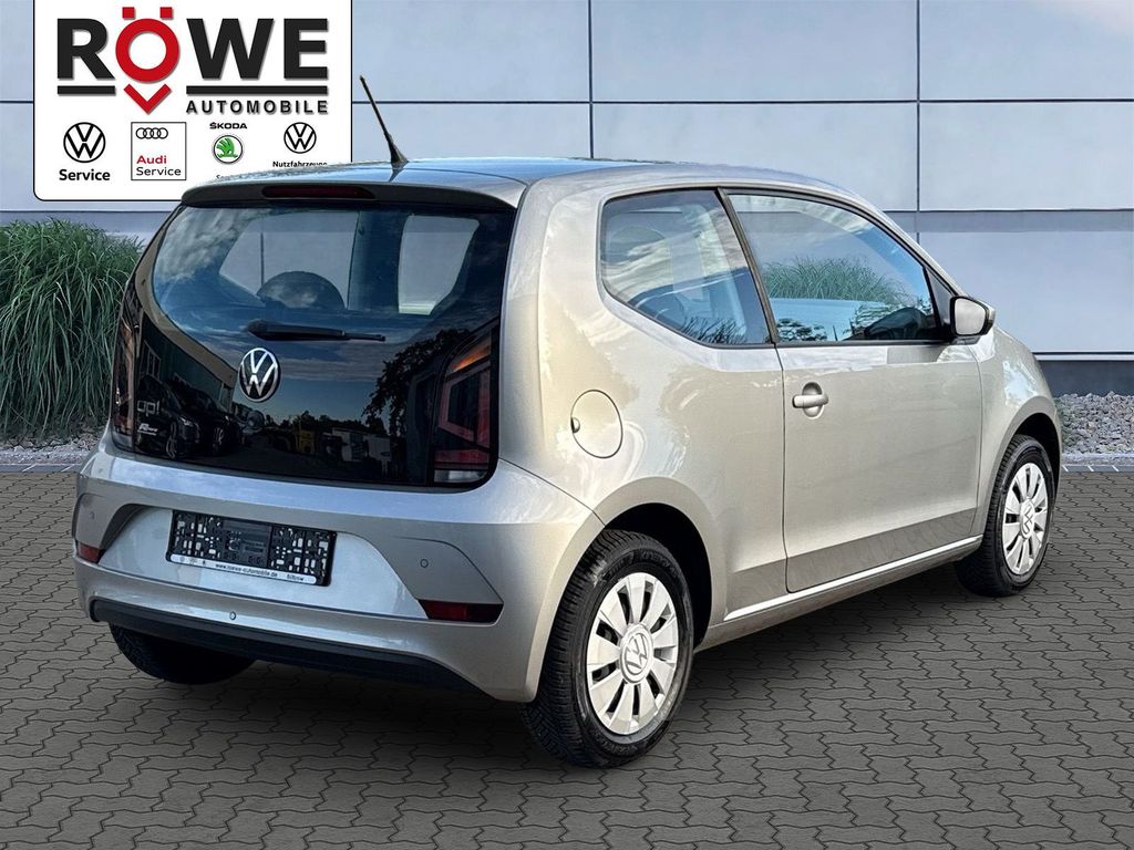 Volkswagen up! 2022 г. Серебристый, пробег 18456 км