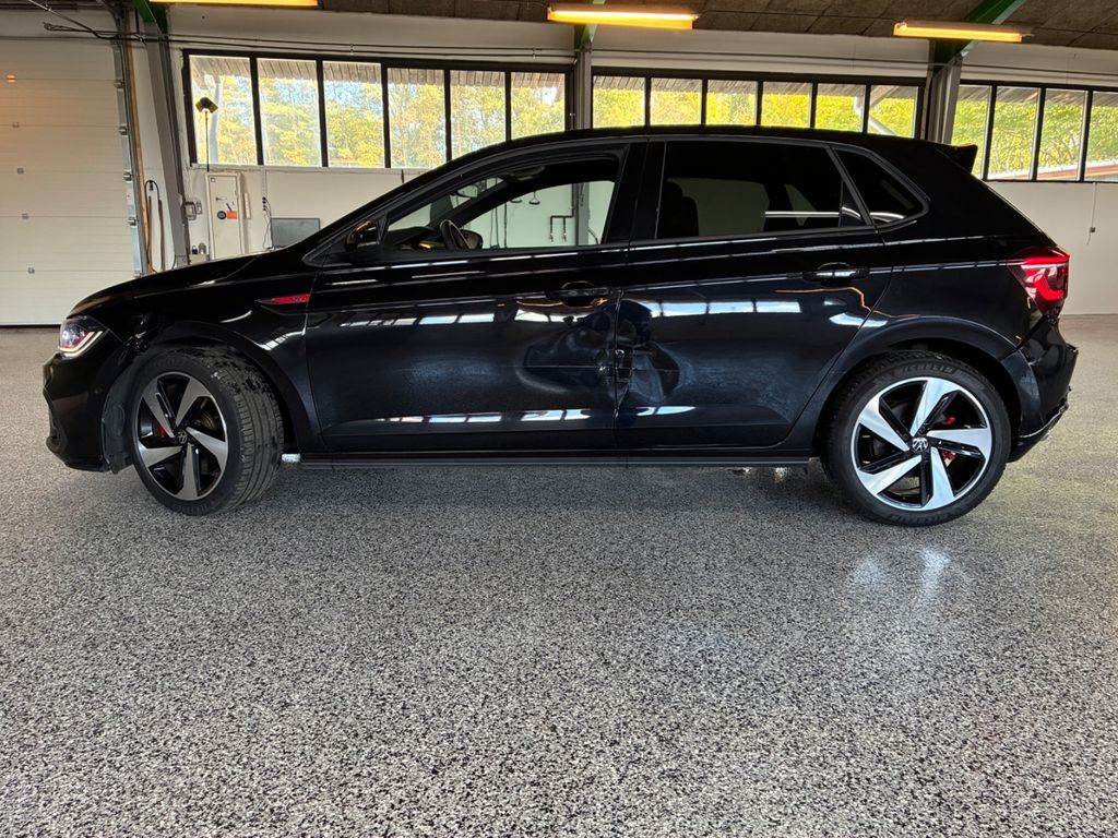 Volkswagen Polo 2024 г. Чёрный, пробег 33000 км