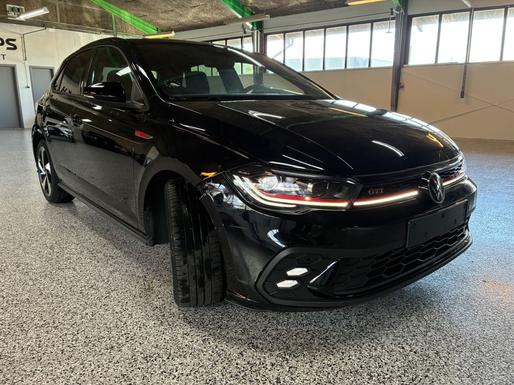 Volkswagen Polo 2024 г. Чёрный, пробег 33000 км