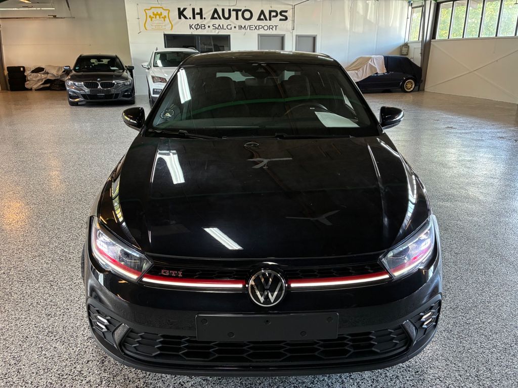 Volkswagen Polo 2024 г. Чёрный, пробег 33000 км