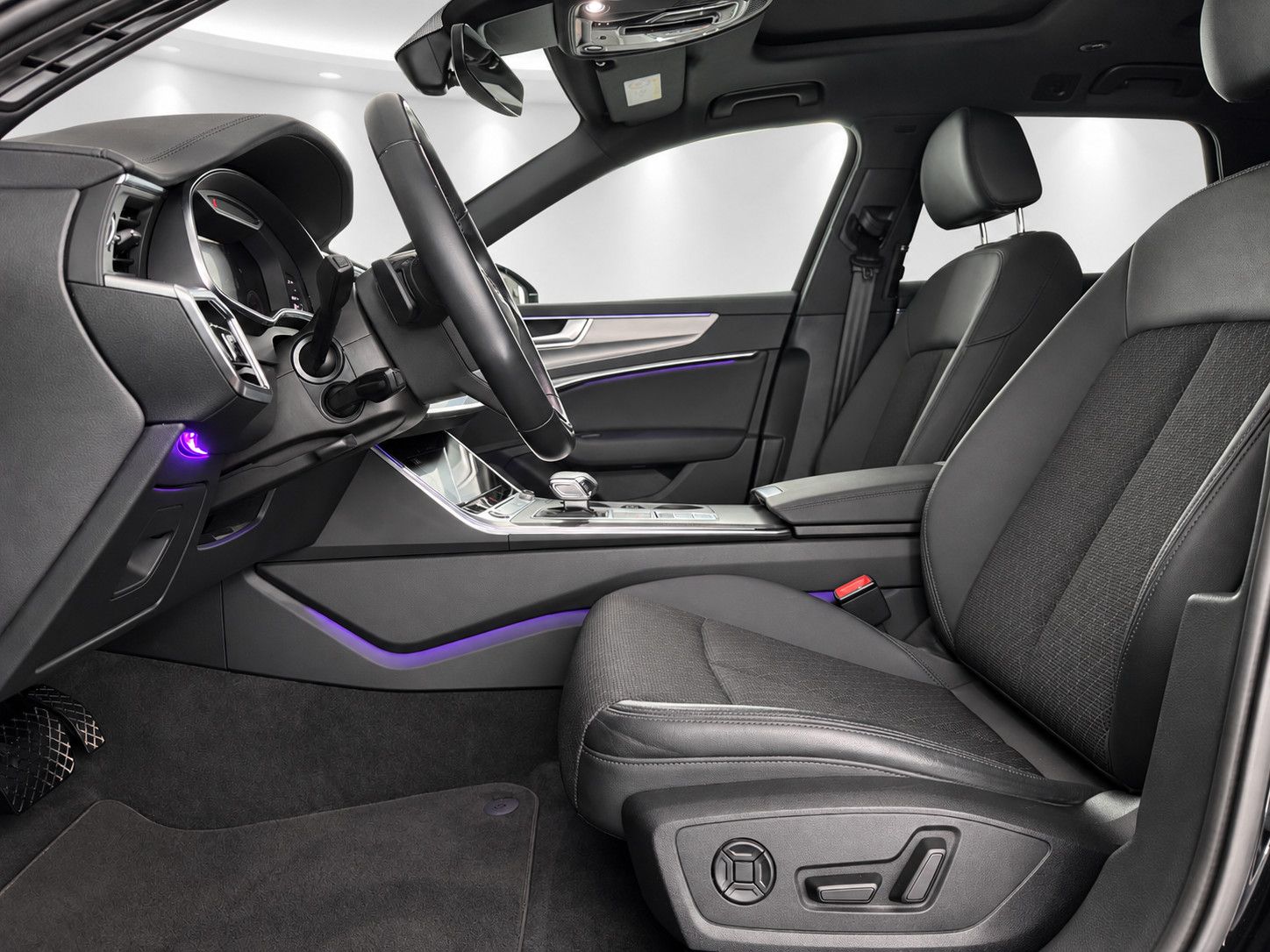 Audi A6 2022 г. Чёрный, пробег 59684 км
