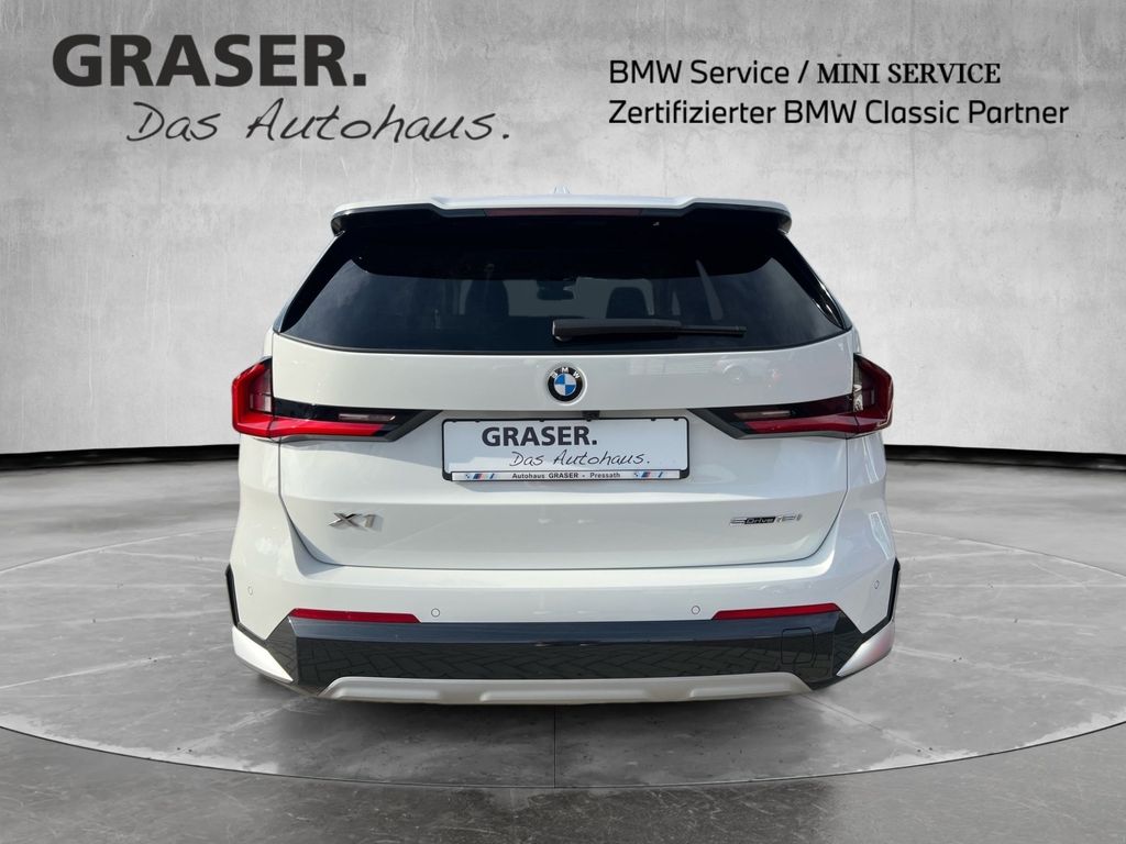 BMW X1 2022 г. Белый, пробег 22600 км