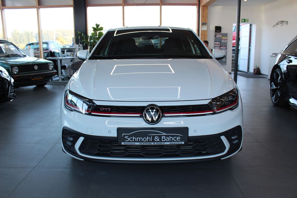 Volkswagen Polo 2022 г. Белый, пробег 38000 км