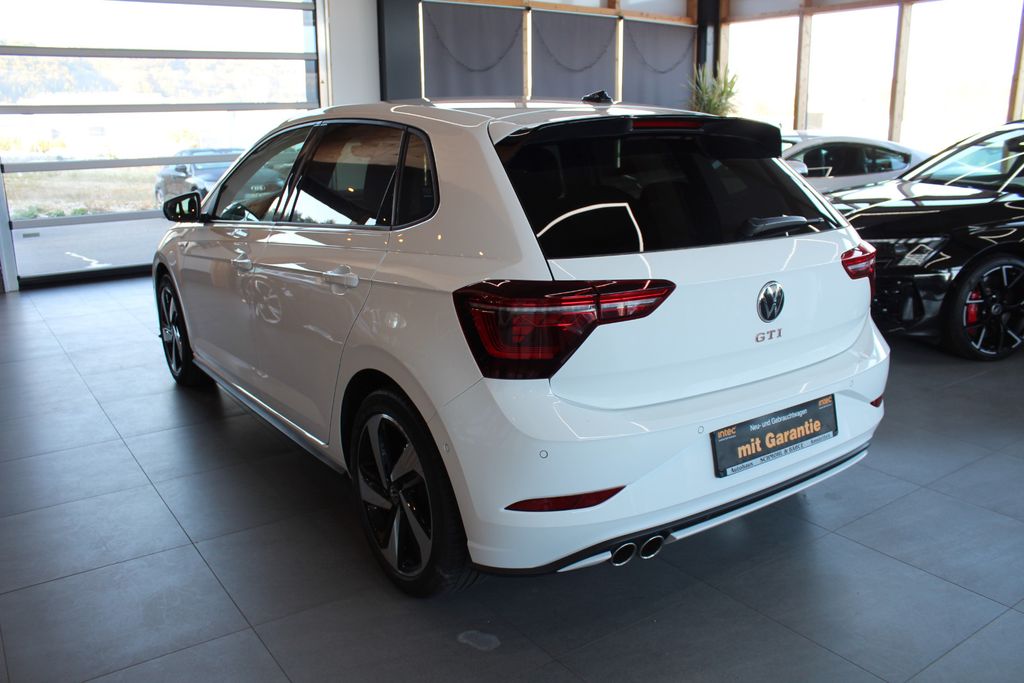 Volkswagen Polo 2022 г. Белый, пробег 38000 км