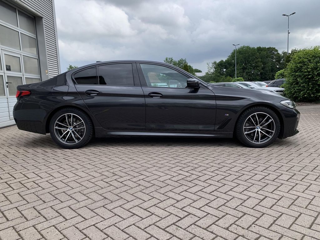 BMW 520 2023 г. Серый, пробег 51230 км